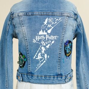 Hudson Jeans Blue Denim with Silver Button